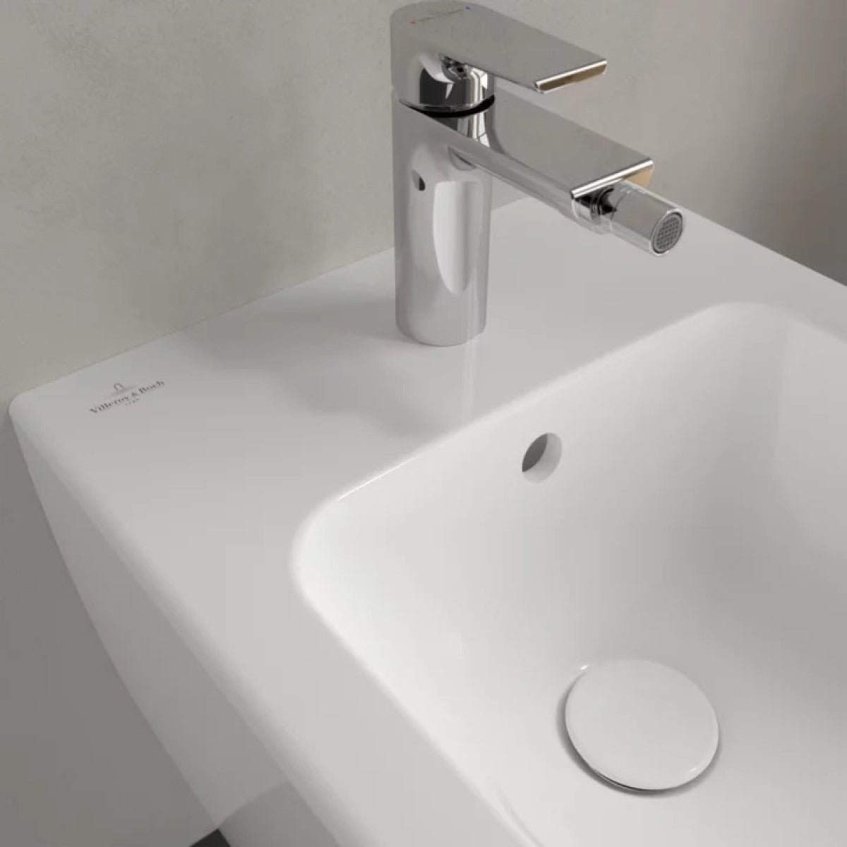 54010001 Villeroy & Boch Subway 2.0 37,5 x 56 cm stoječi bide