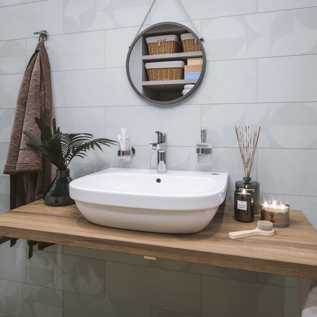 39335000 Grohe Euro Ceramic 60 x 48 cm stenski keramični umivalnik z o