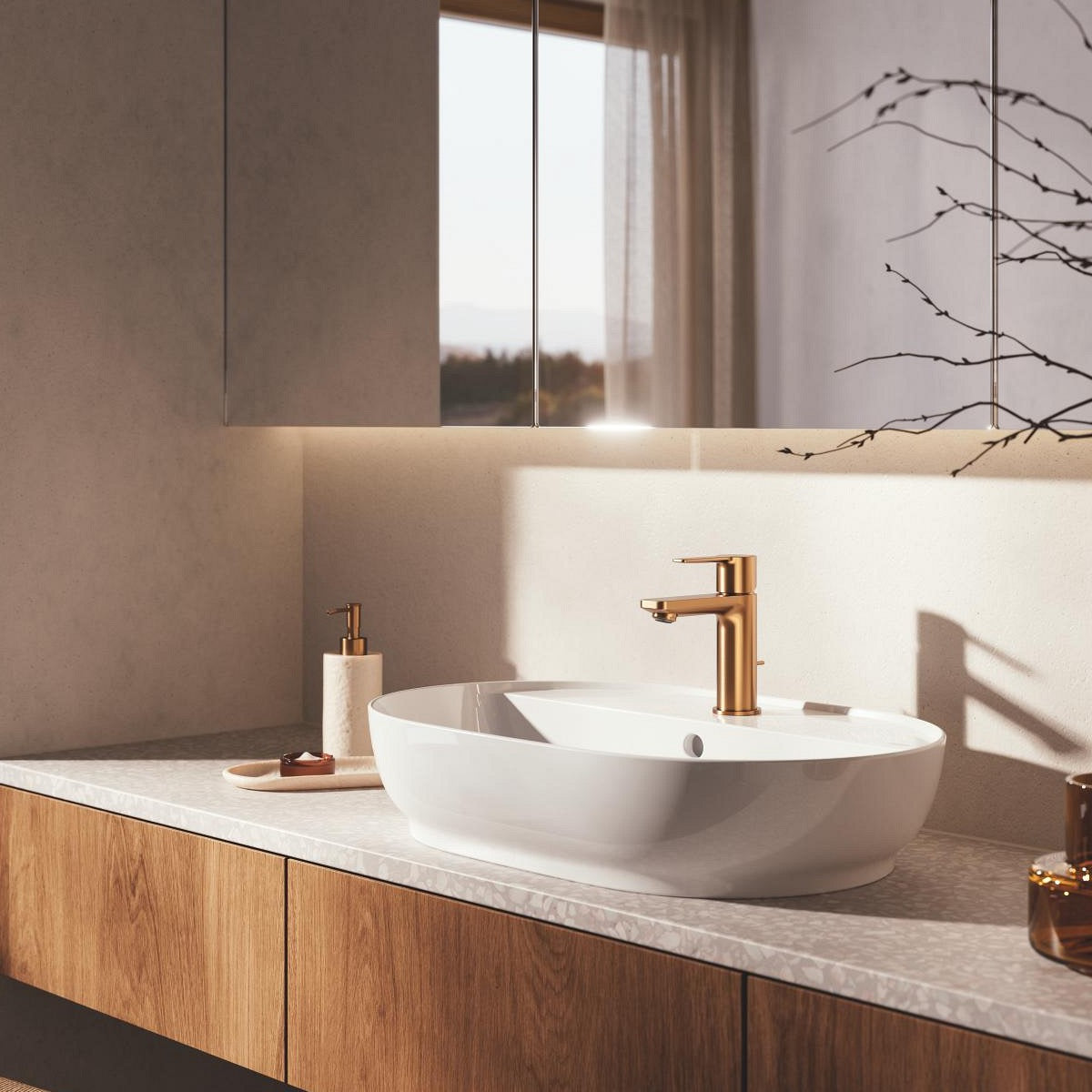 103569SH00 Grohe Essence 60 x 40 cm ovalni nadpultni umivalnik z odprtino za armaturo