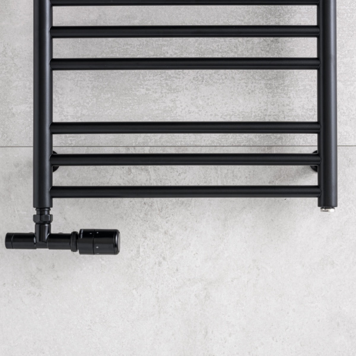 NOV-R-B P.M.H. Nova termostatski enocevni ventil za radiator