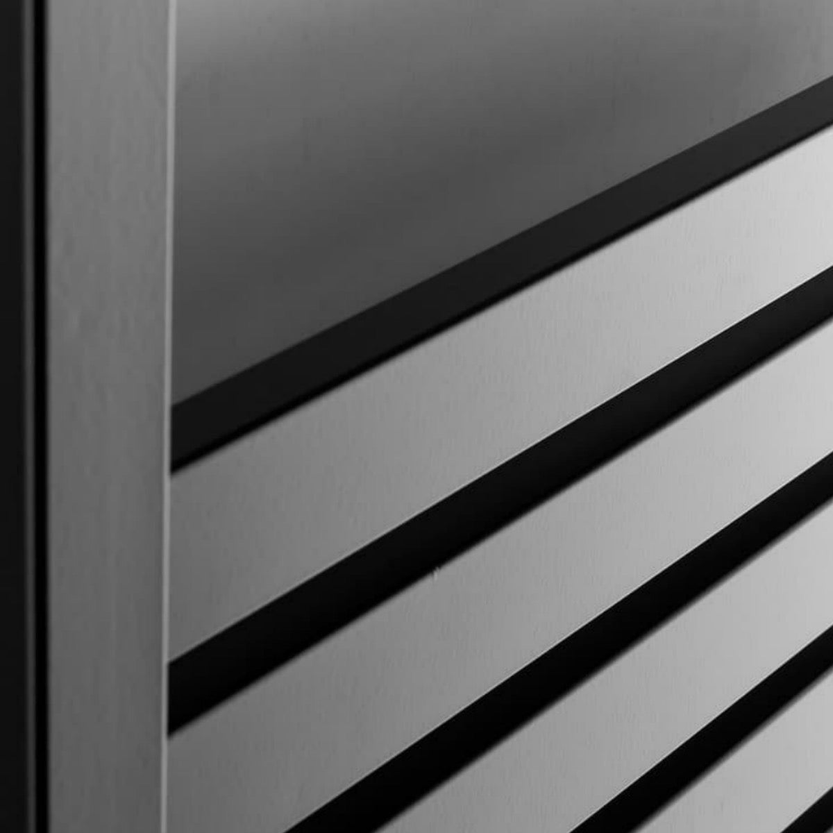 SATRAKH6001800BL SAT KH 60 x 180  kopalniški radiator univerzalni