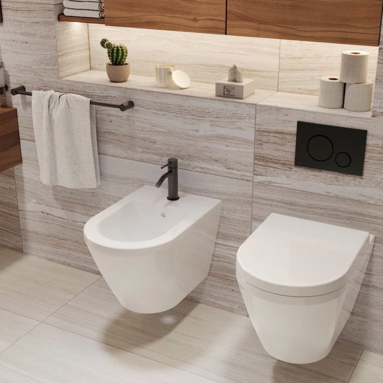 7041-003-6285 Vitra Integra viseča brezrobna WC školjka z WC desko s počasnim zapiranjem