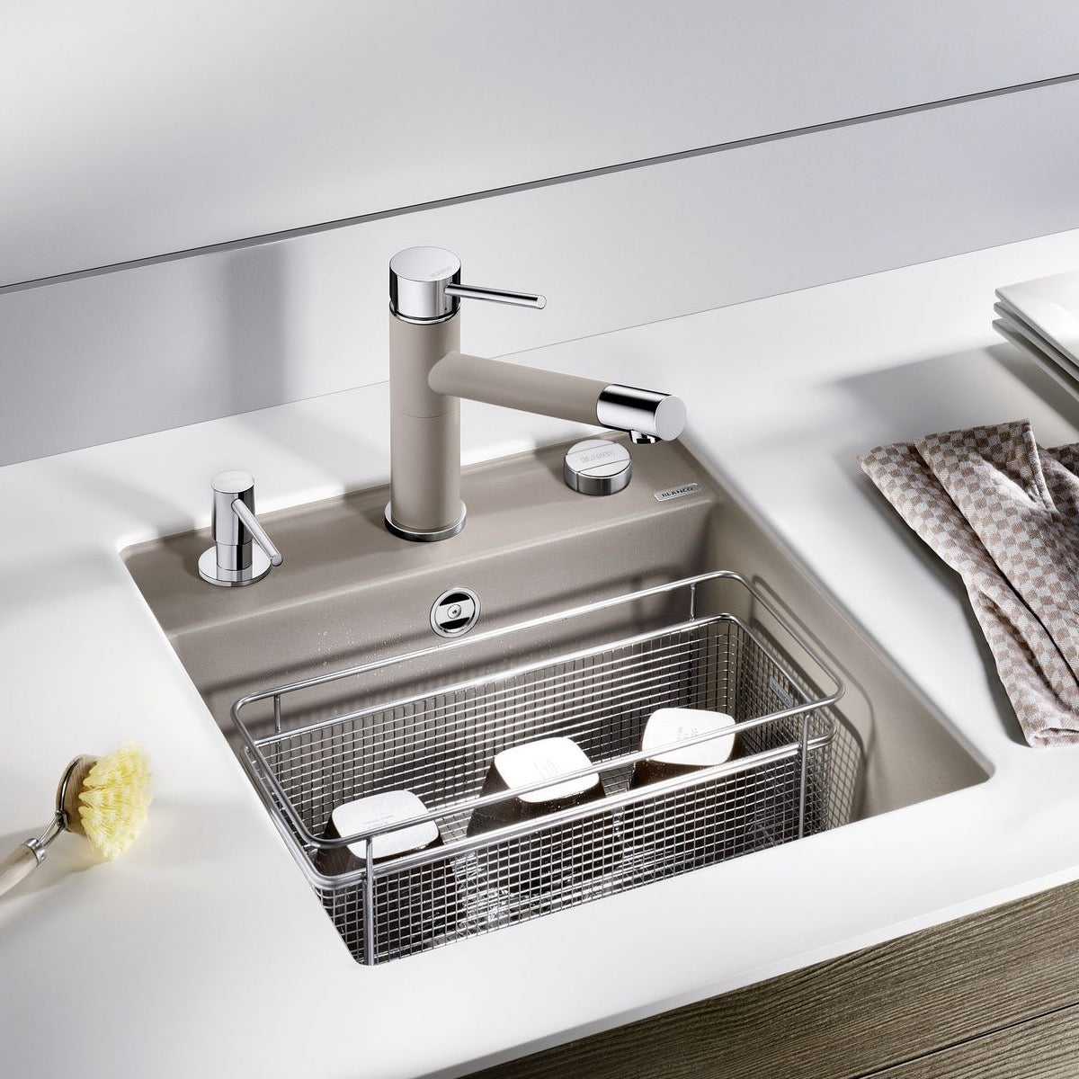 223297 Blanco žična košara za pomivalno korito