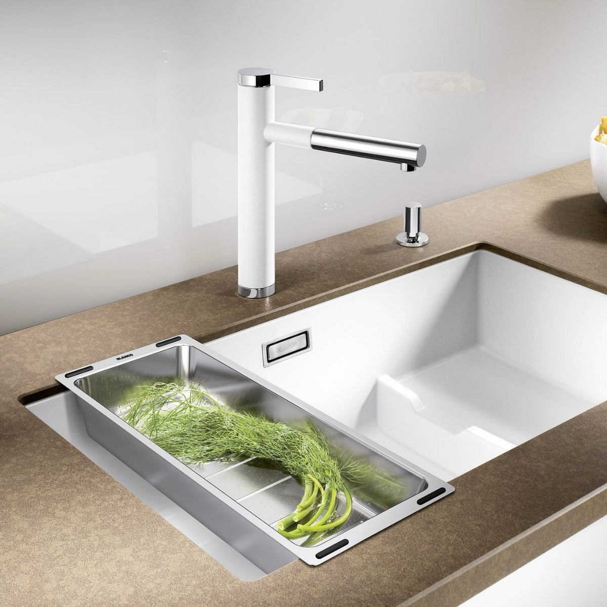 227689 Blanco odcejalna posoda za pomivalno korito