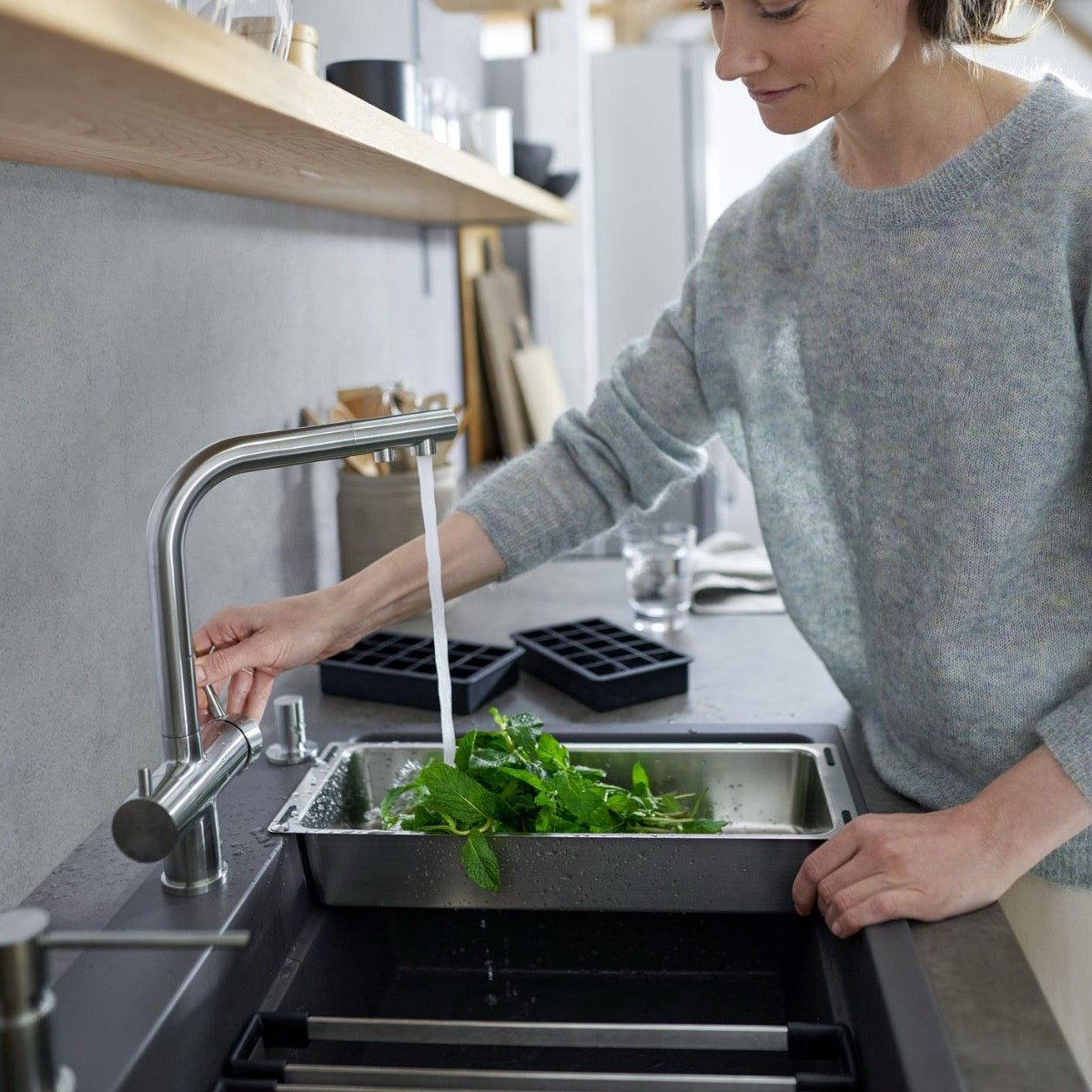 227689 Blanco odcejalna posoda za pomivalno korito