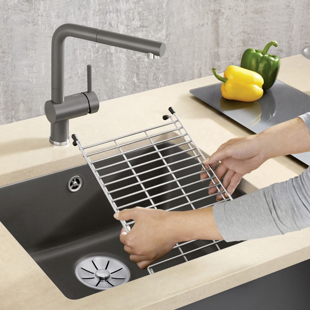 234795 Blanco odcejalna rešetka za pomivalno korito