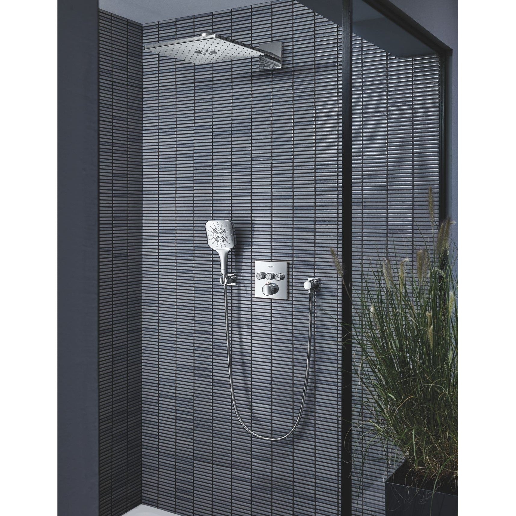 Prhe 26479000 Grohe Rainshower SmartActive Cube 310 nadglavna prha | KOPALNICA-ONLINE.SI