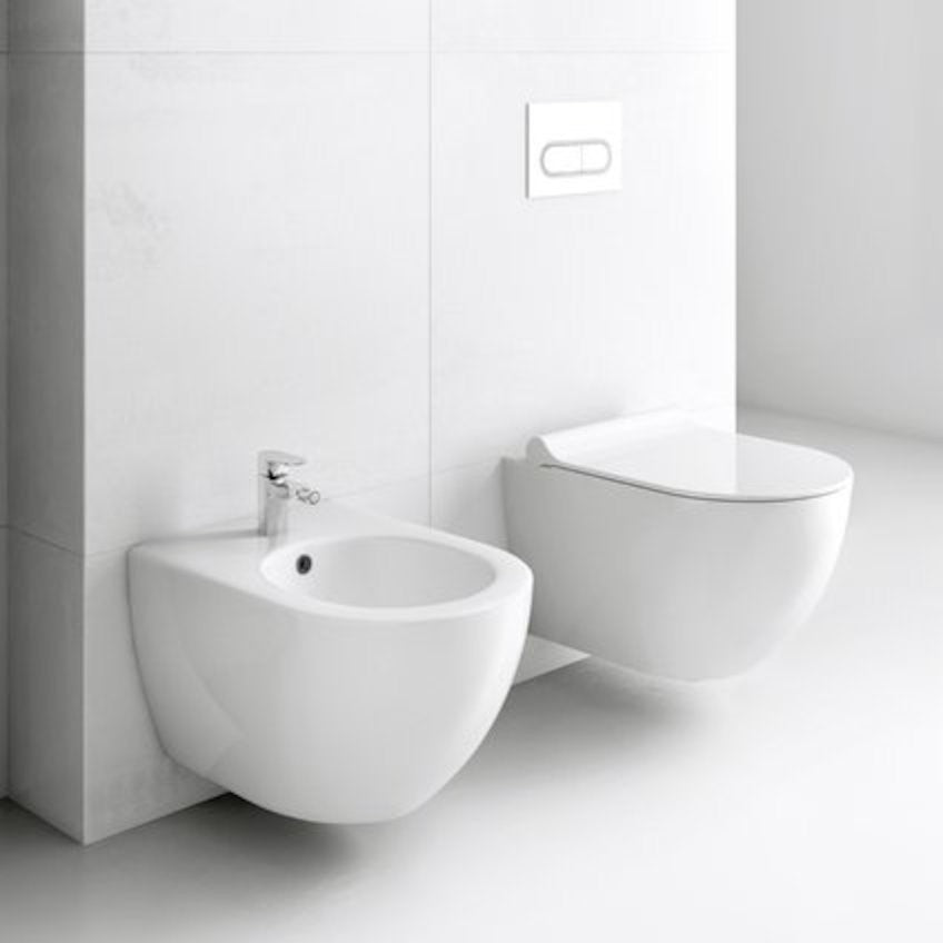 X01535 Ravak Uni Chrome RimOff viseča brezrobna WC školjka